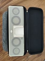 Logitech S715i Portable Speaker white with carry case