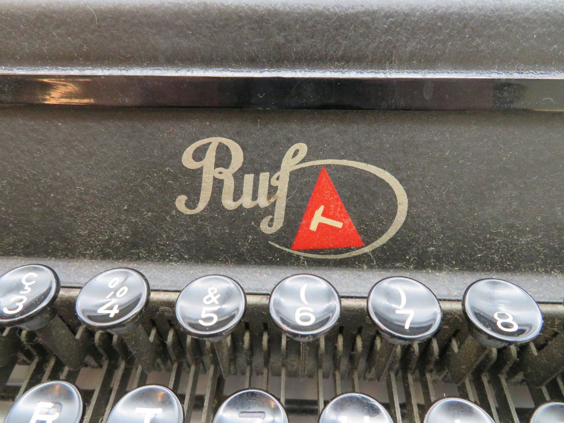 Schreibmaschinen: Vintage Ruft Schreibmaschine – Gebraucht aus Reinach BL von WBZ-Flohmarkt 2