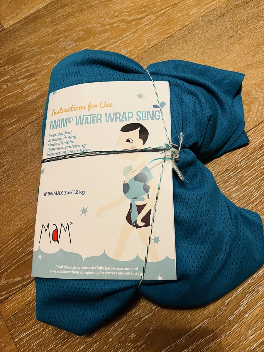 Marsupi portabebè: MaM Wassertragetuch Water Wrap Sky Blue – Usato da Cumpadials venduto da Cumpi