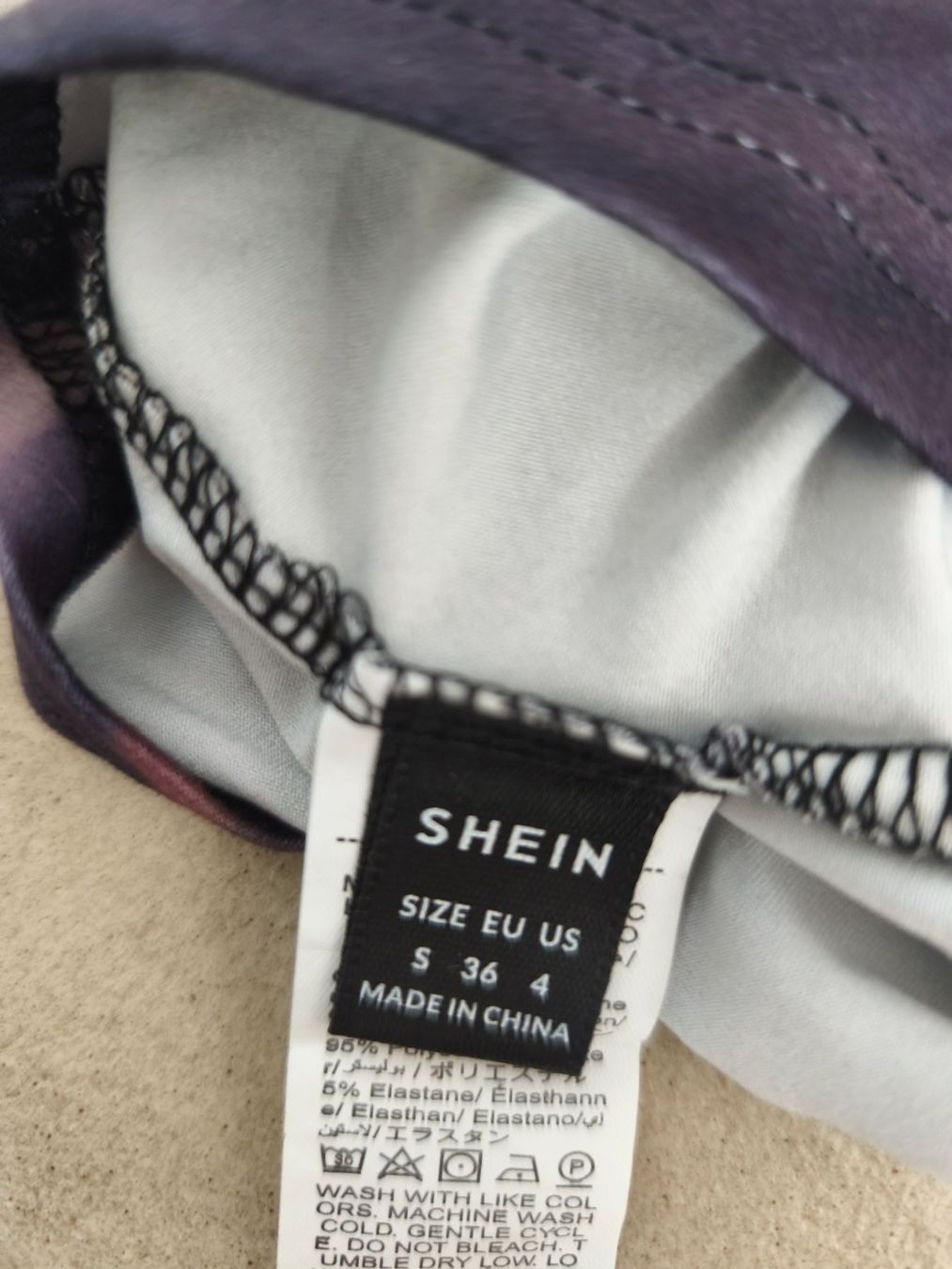 Shein Kleider: Robe manche longue taille S – Gebraucht aus Mervelier von loi_69nw 3