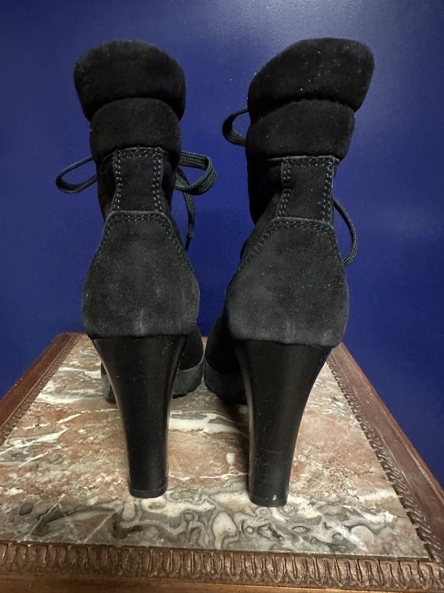 Hogan Chaussures femmes: Bottines hauts talons HOGAN, daim noir taille 37. – D'occasion à Genève par Tom6 2
