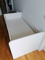 Kinderbett mit Matratze 