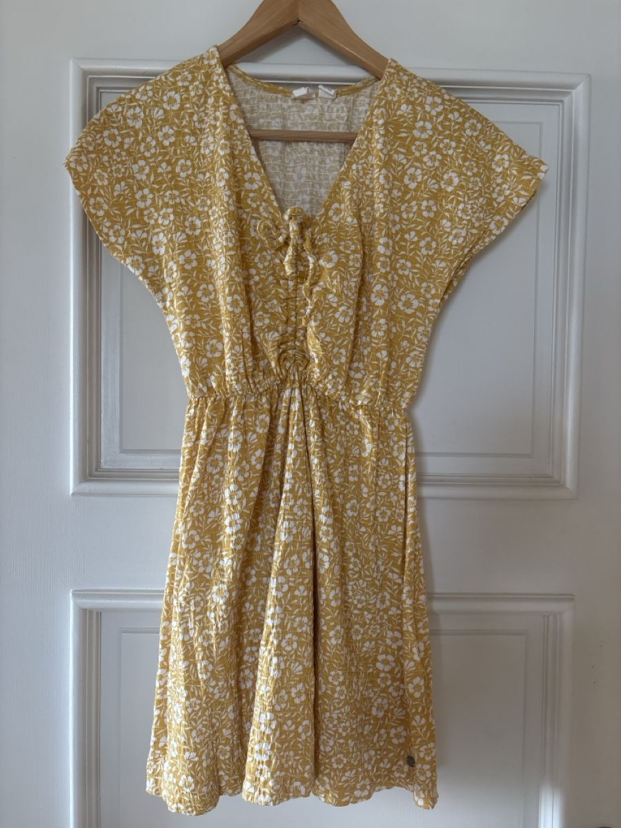 Roxy Robes: ROXY robe coton S  – D'occasion à Arbaz par nin_zqc6
