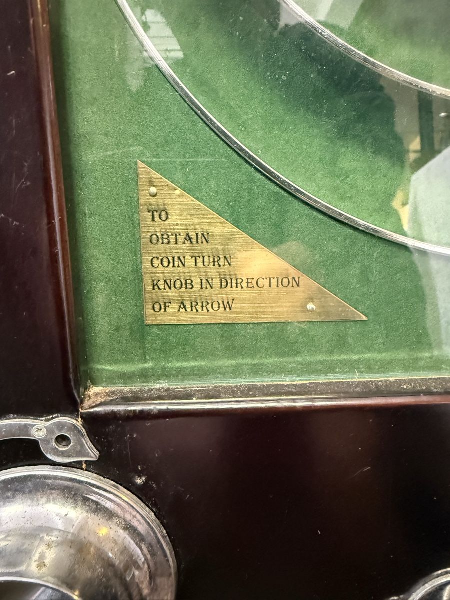 Slot Machine: Spielautomat mechanisch – Difettoso da bern venduto da Seeburg 3