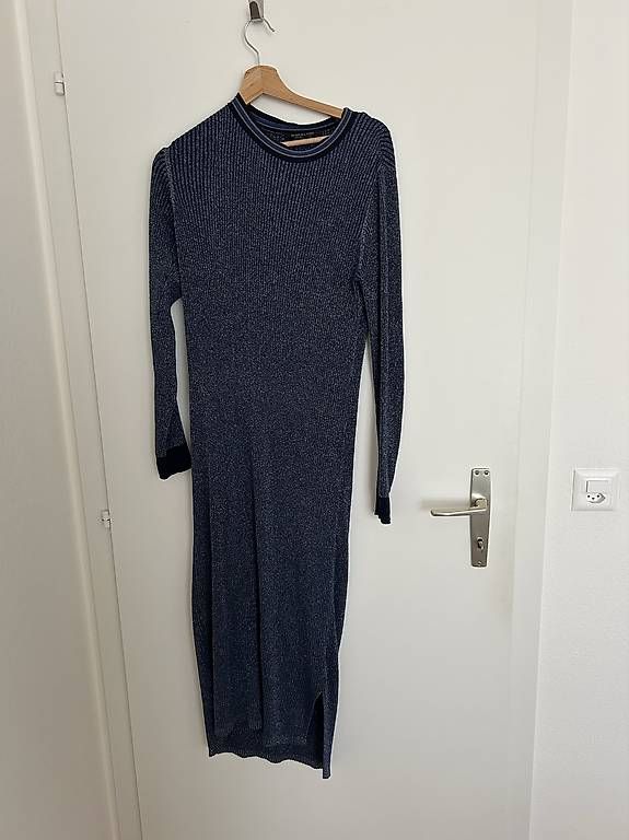 Robes: Robe pull Scotch & soda – Neuf (Voir description) à Lausanne par vei_9lfn