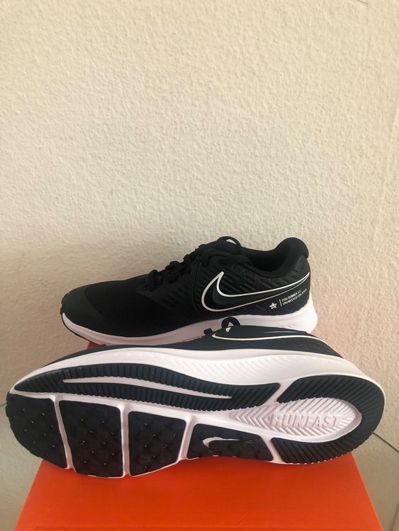Nike Scarpe da donna: Nike Schuhe Gr 37.5 fabrikneu – Nuovo e nell'imballaggio originale da Zürich venduto da Herbion1 4