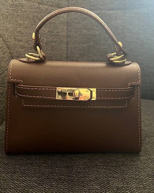 Borse da donna: Sac Mini K Neuf en cuir véritable  – Usato da Lucens venduto da TCG_sellnbuy 1