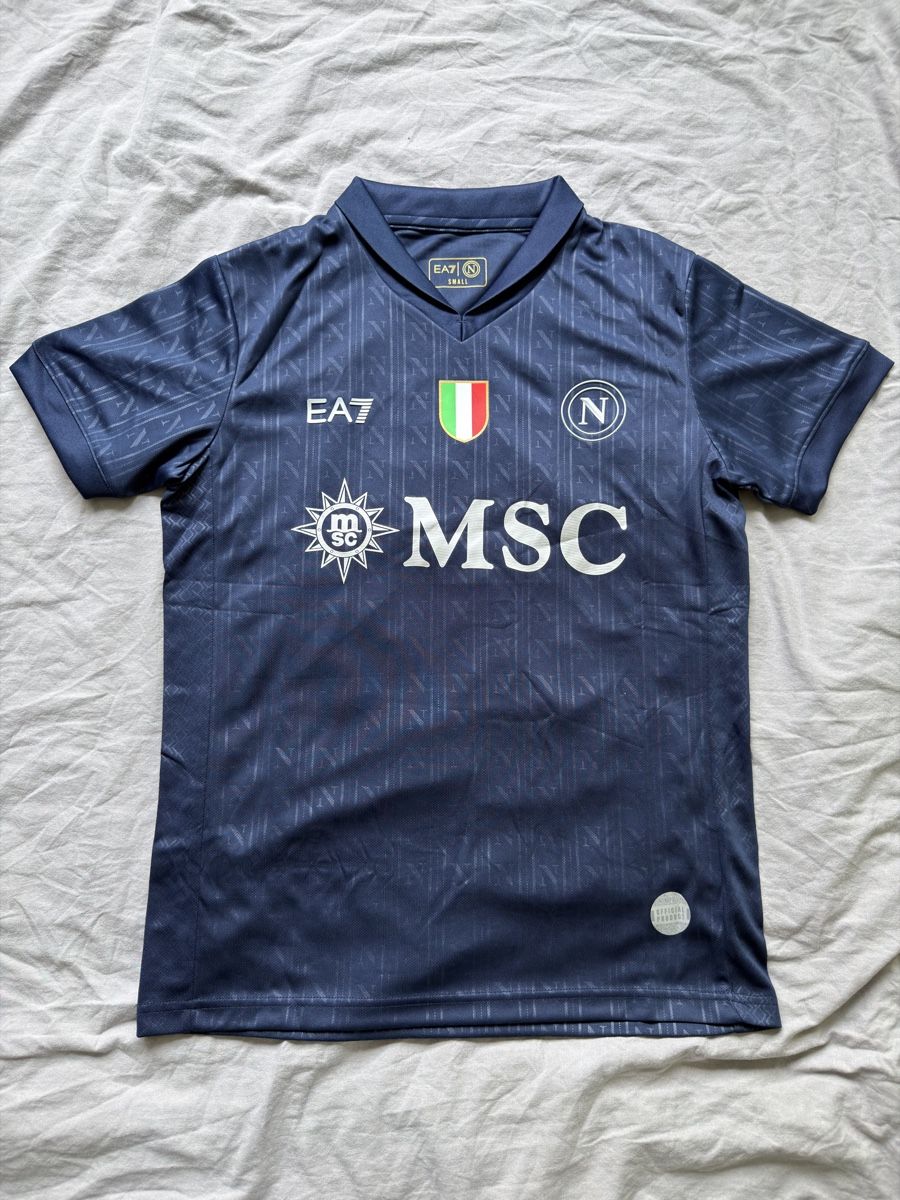 Canottiere & Pantaloni: NAPOLI TRIKOT 24/25 – Nuovo (secondo la descrizione) da Biberist venduto da Eliasm_18