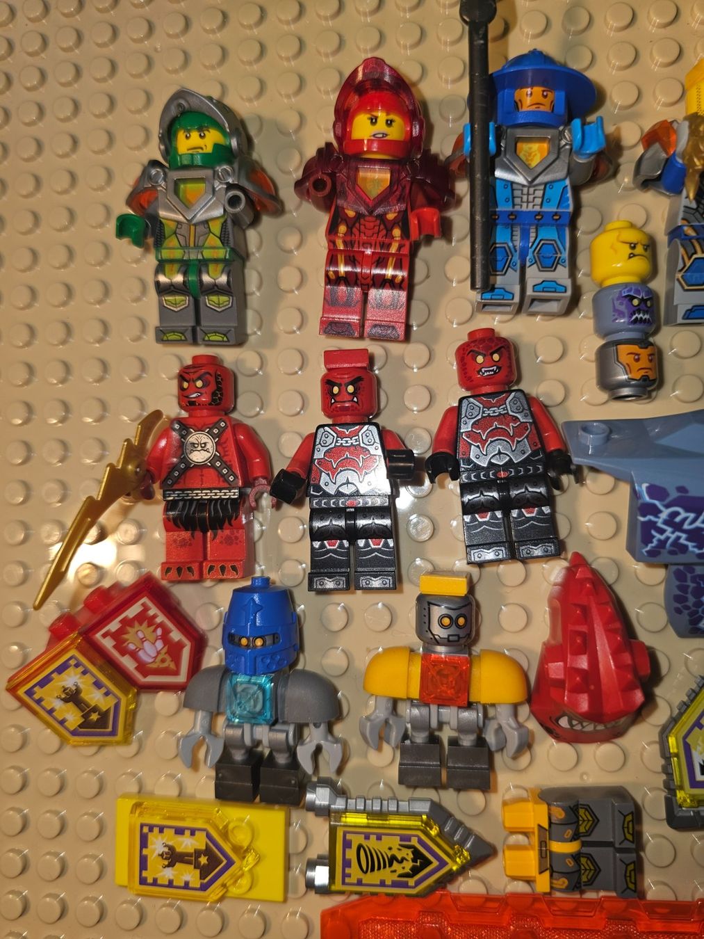 Lego Figurines: Lego Nexo Knights Konvolut – D'occasion à Oberuzwil par Peppi56 3