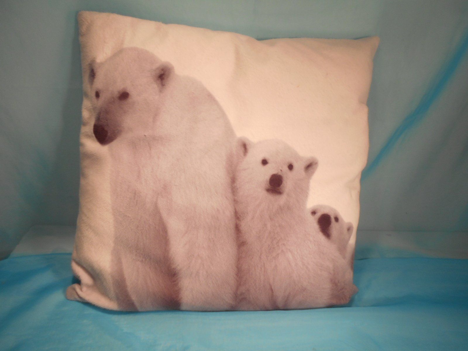 Cuscini: Kissen, Eisbären, Samt, 45 x 45cm – Usato da Bellach venduto da JingleCherry