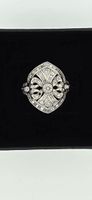 18 Karat WG Ring mit Brillanten