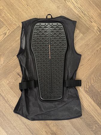 Dreamscape Rücken - Protektor Weste Grösse M, Top Zustand!