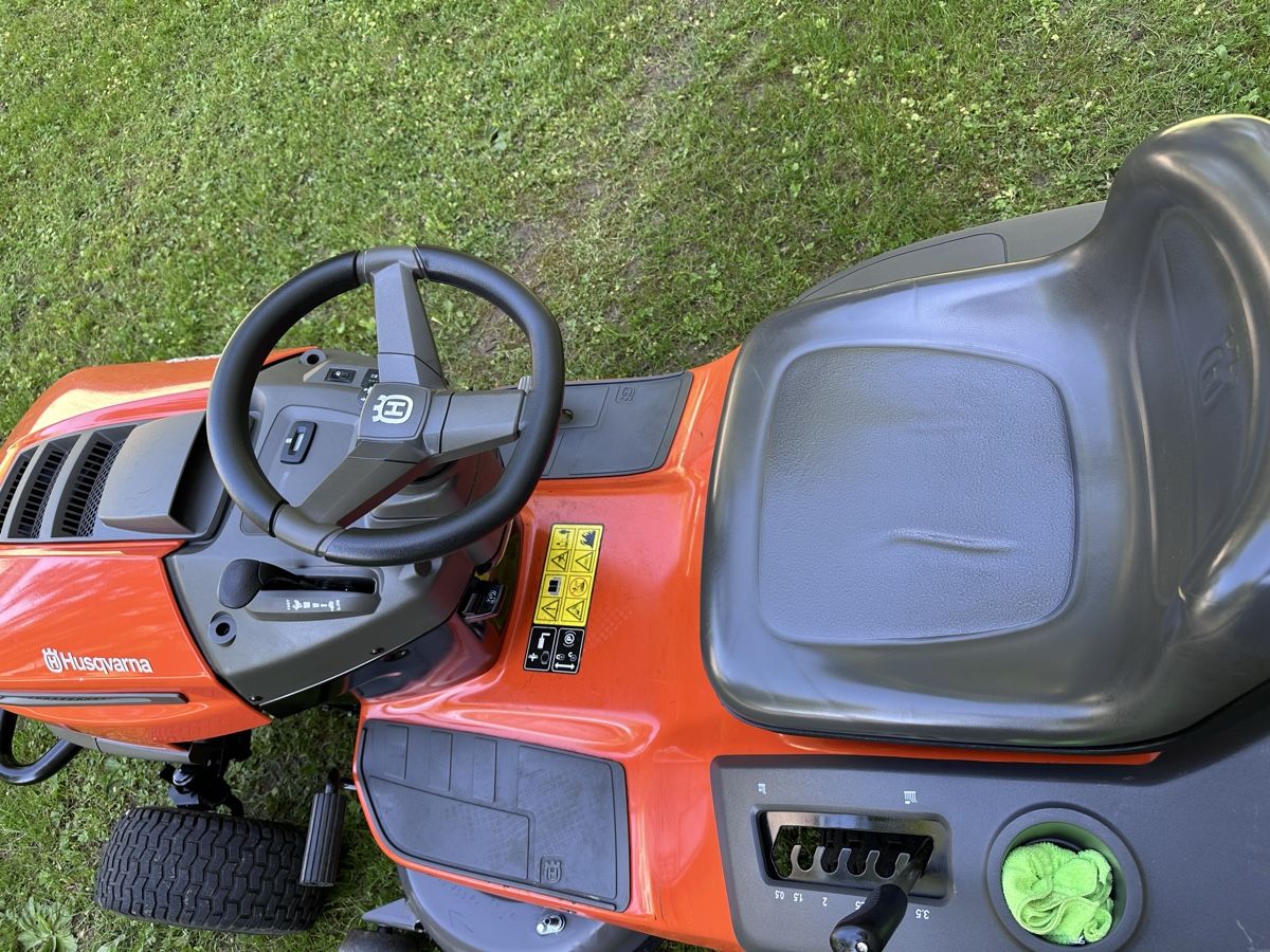 Husqvarna Tagliaerba: Rasentraktor Husqvarna TC 238  – Usato da Grossdietwil venduto da kawasaki-kfx 7