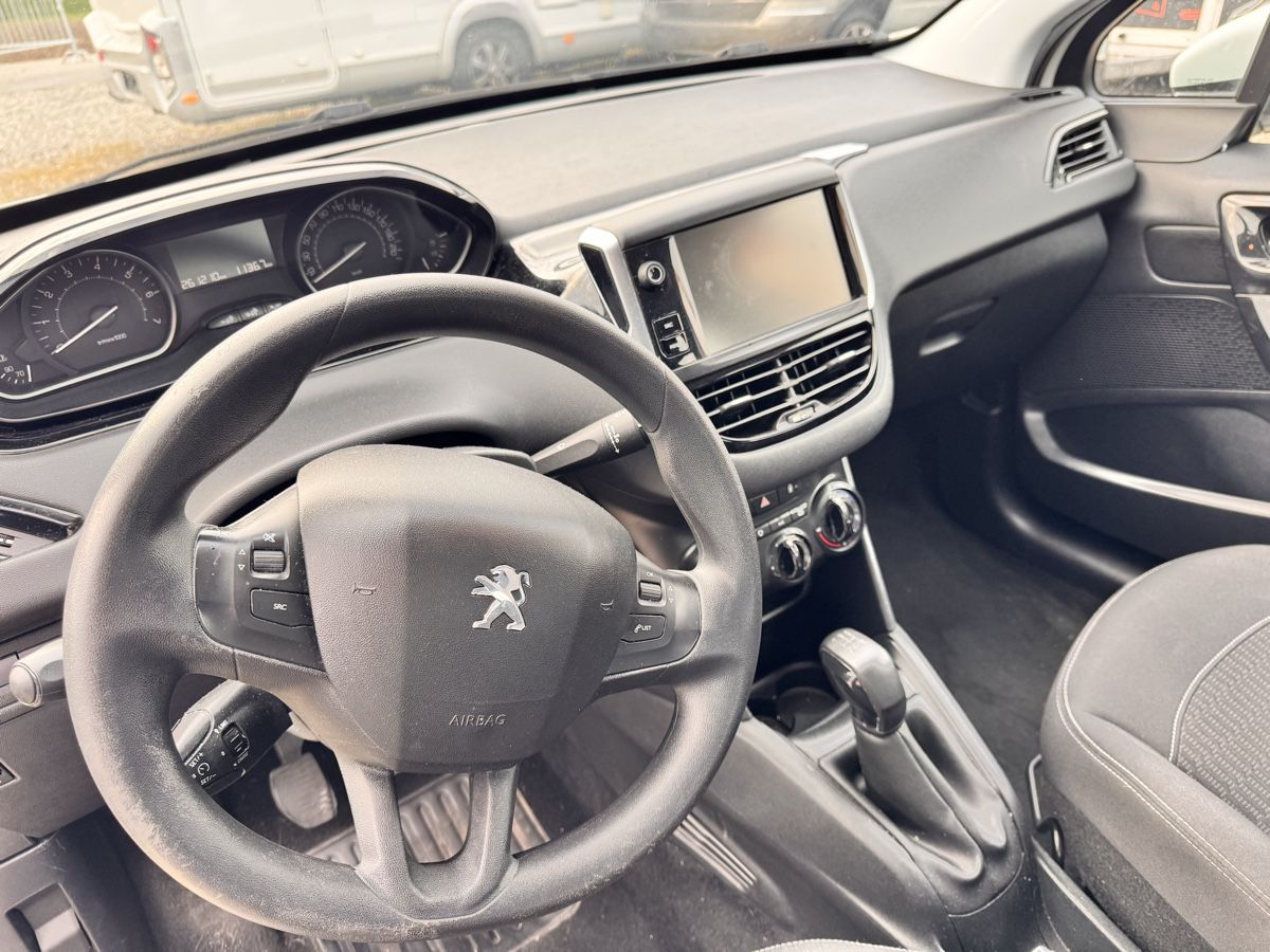 Peugeot Automobili: Peogeot 1.2 ab Mfk – Usato da Horw venduto da dancav 1