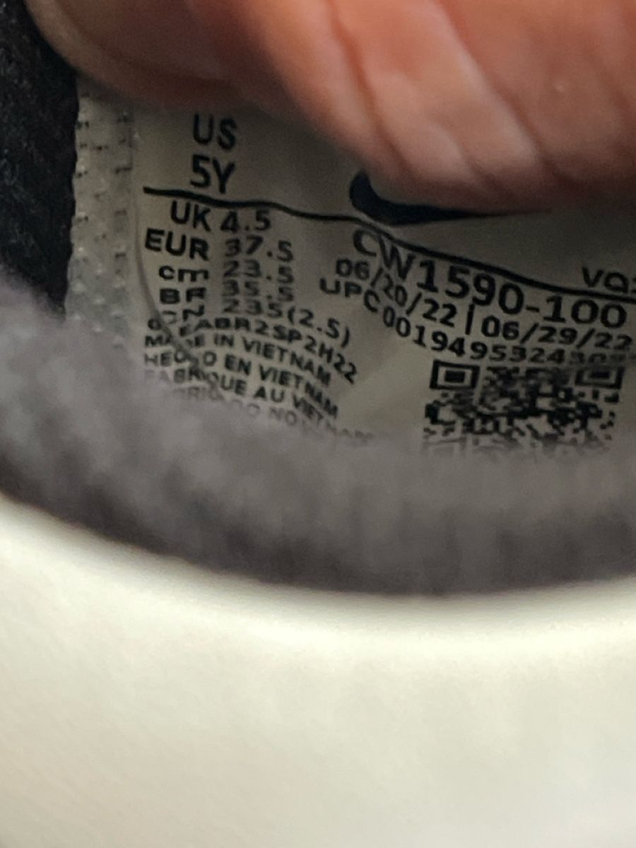 Nike Damenschuhe: Sneaker von Nike Gr. 37,5 – Gebraucht aus Balsthal von Katzenfan99 3