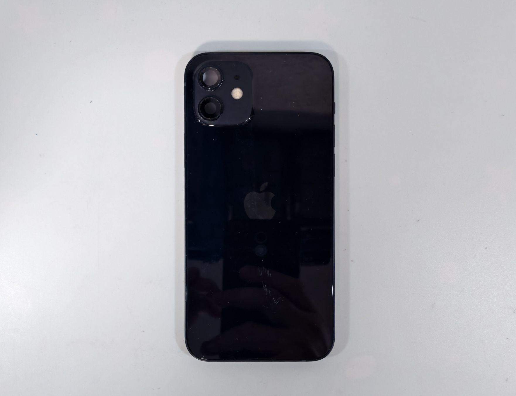 Apple Handys / Smartphones: iPhone 12 ohne iCloud Lock – Defekt aus Ehrendingen von Rocky985