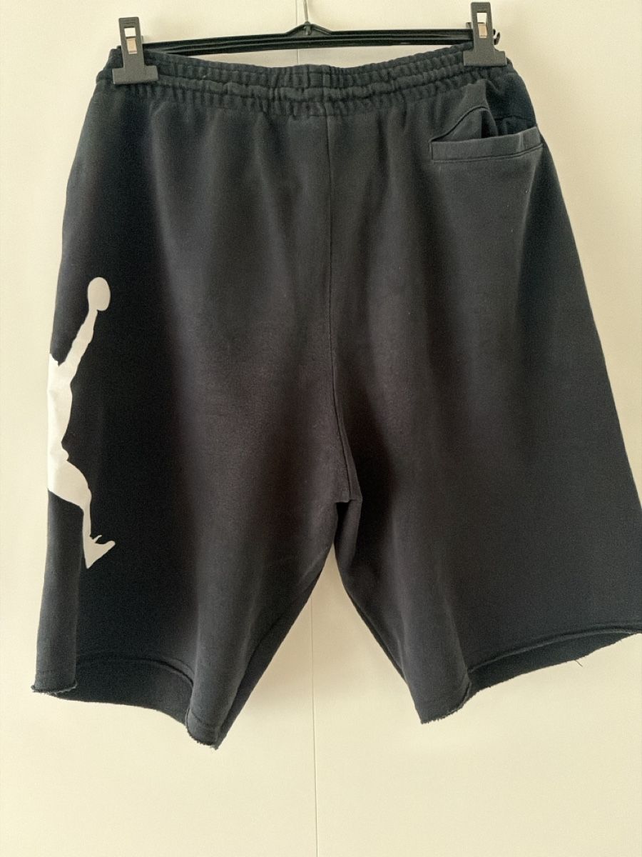 Jordan Pantalons: Shorts basket JORDAN – D'occasion à Lausanne par joshua75 1