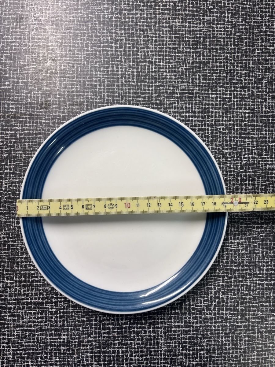 Assiettes: Teller mit Rand 21 Stück – D'occasion à Appenzell Eggerstanden par fab_jqr6 1
