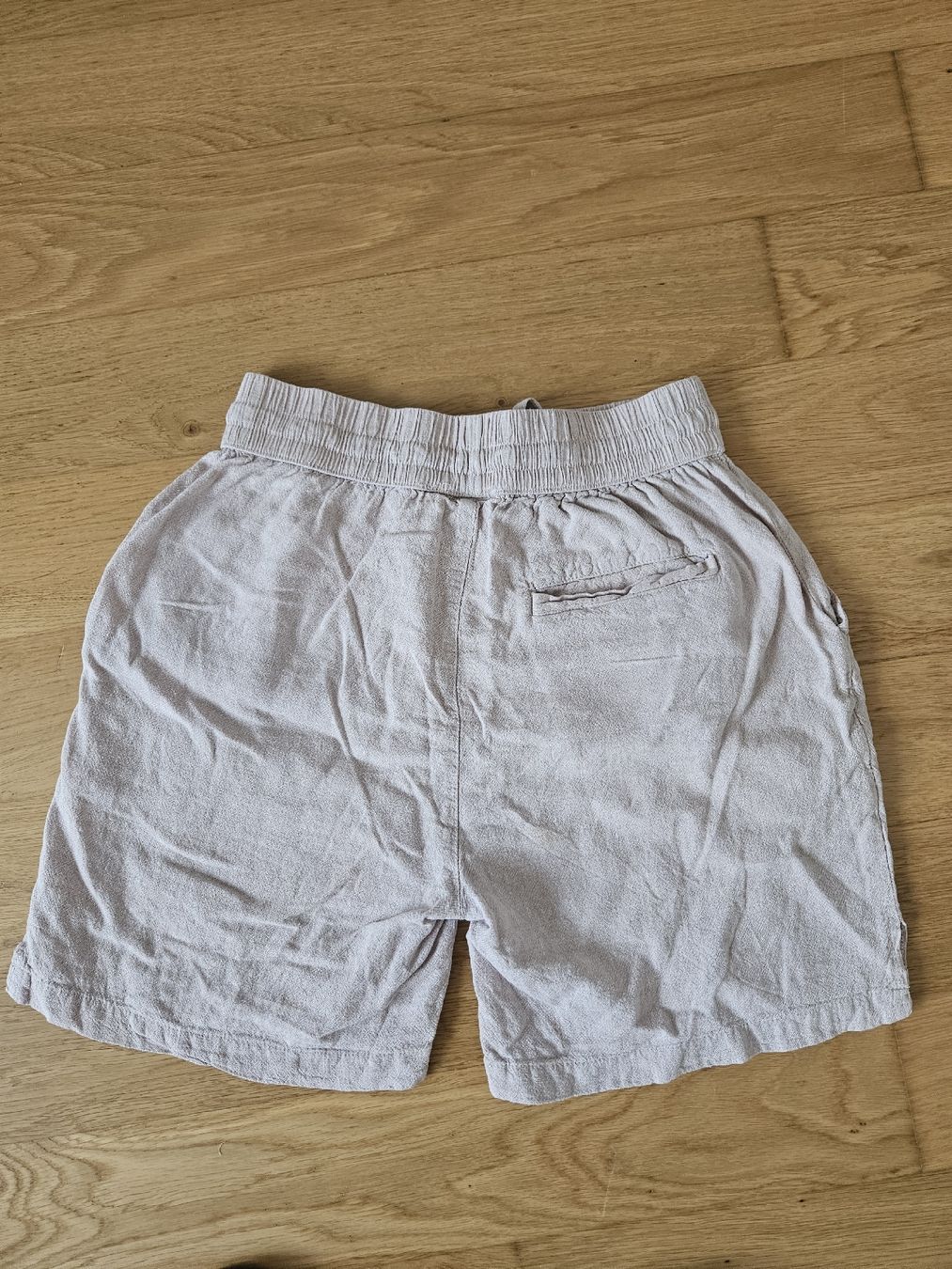 Pantaloni: Shorts Leinen Gr. S Sommerlich  – Usato da Abtwil AG venduto da Ayline.a8 1