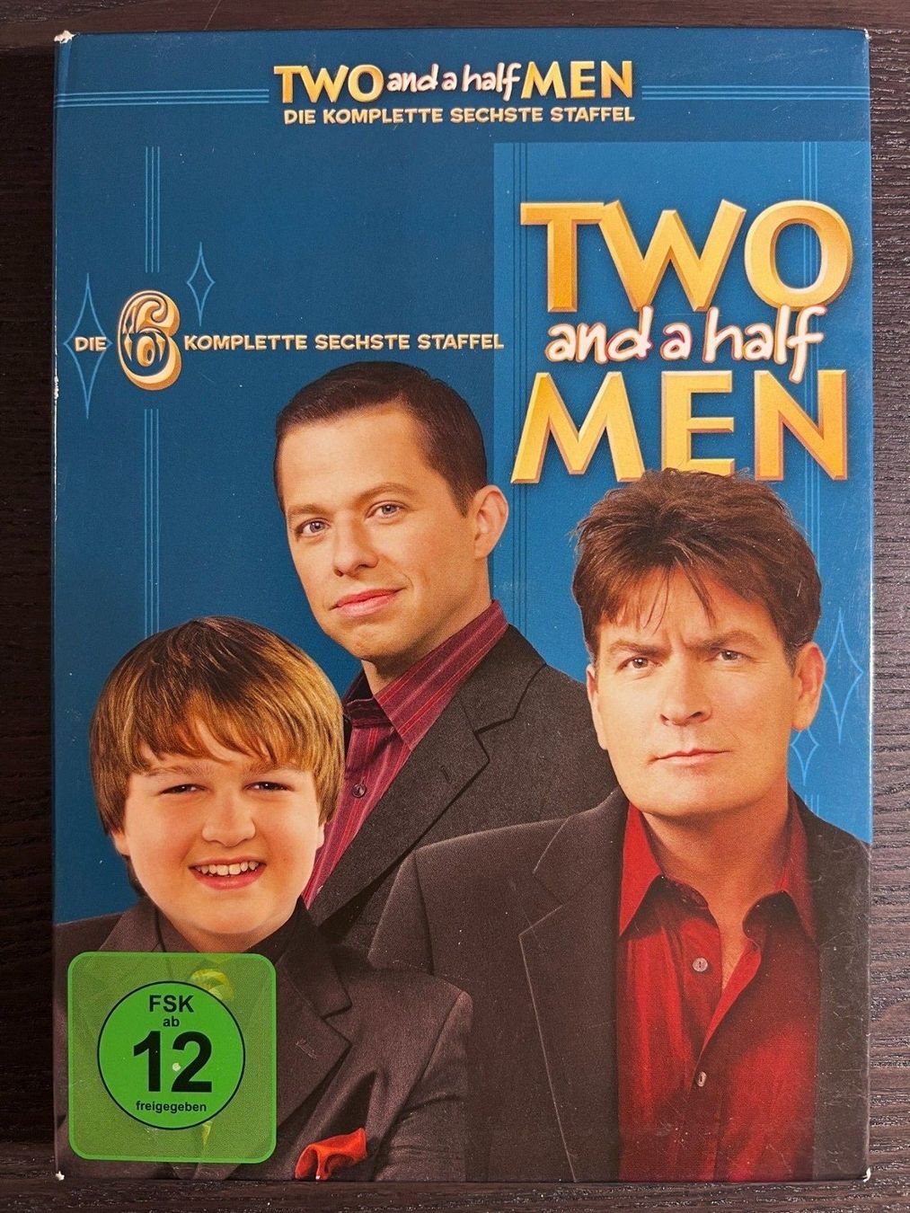Tutti i DVDs: Two and a Half Men Staffel 6 – Usato da Zürich venduto da FilmFreunde
