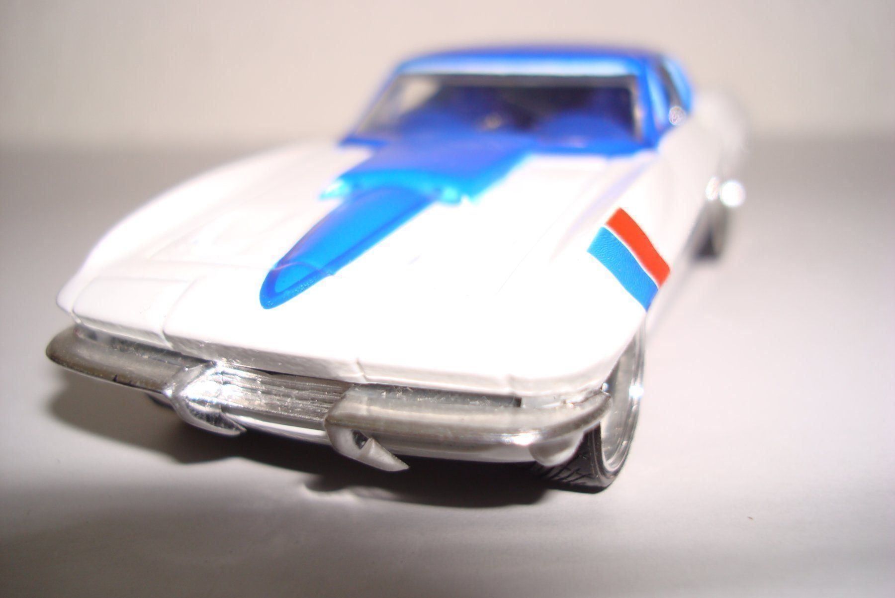 Hot Wheels Modellautos: Chevrolet Corvette C2 1:50 Hot Wheels – Gebraucht aus Diegten von isetta590 1