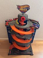 Hot Wheels City Bahn Mega Garage mit 20 Autos