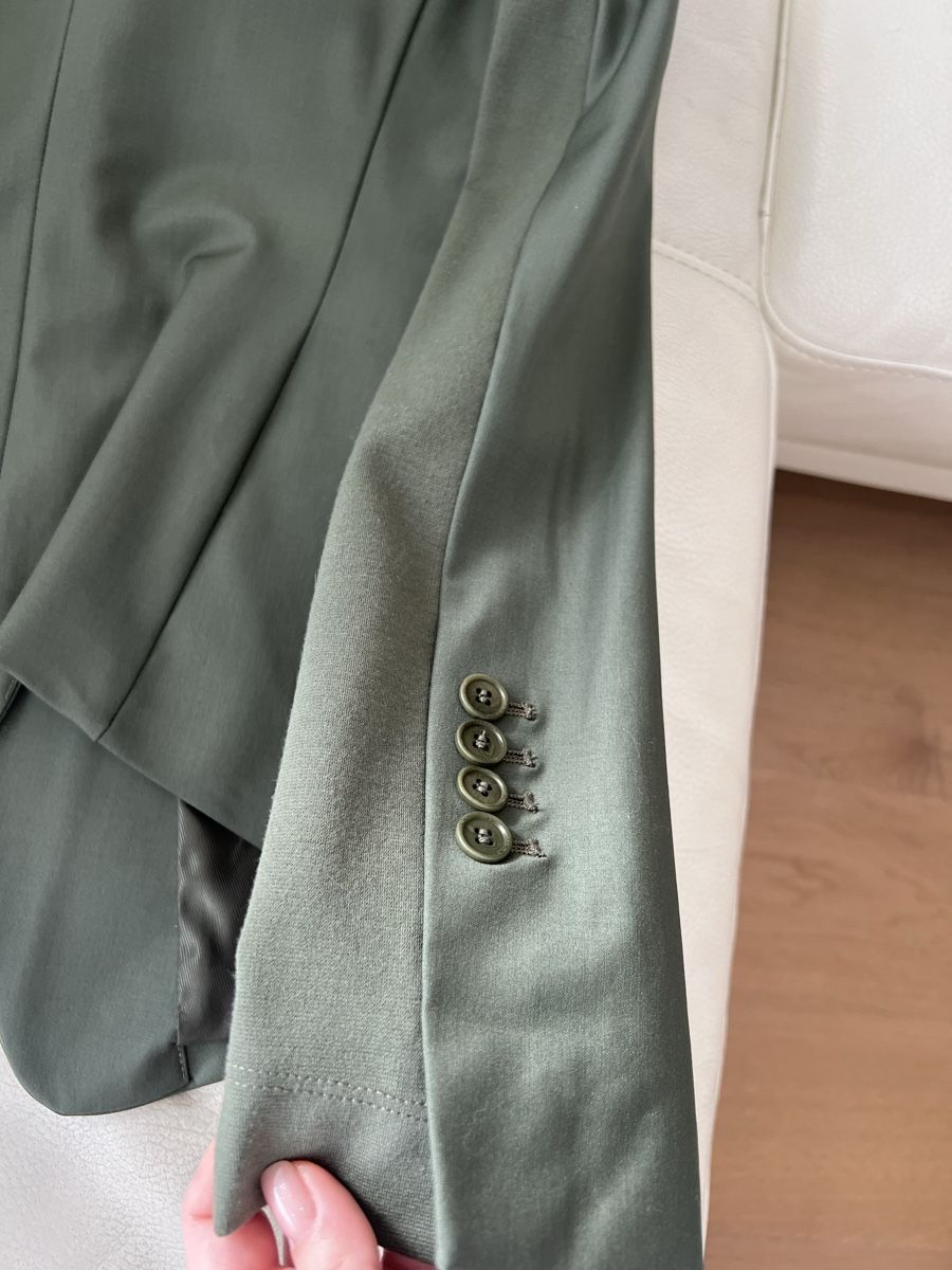 Giacche: BCBG MAX AZRIA Blazer - Size XS - Never Worn – Nuovo (secondo la descrizione) da Pully venduto da opa_k78q 2