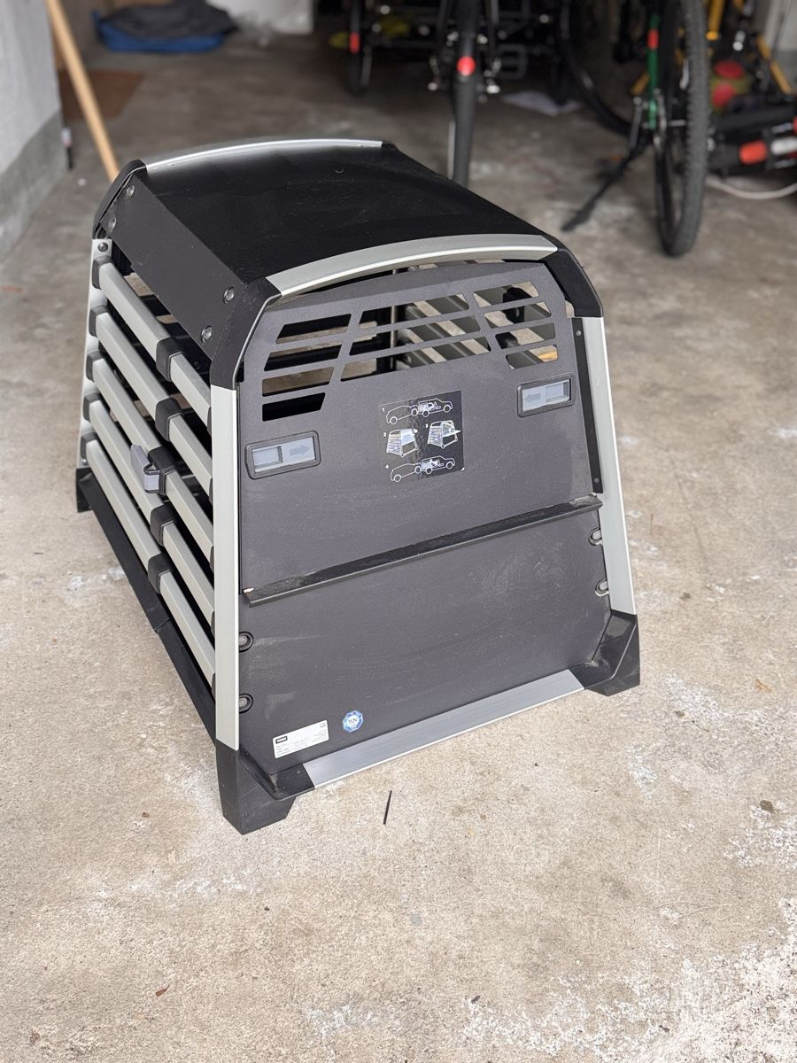 Gabbie, trasporto & Sicurezza: Hundetransportbox Thule wenig gebraucht – Usato da Basel venduto da phf4058 3