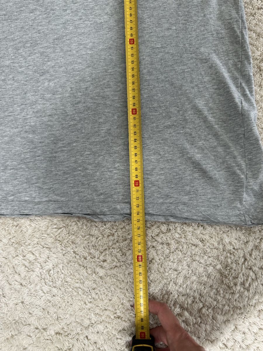 Lacoste T-shirt: T-shirt Lacoste gris - Taille XL – Nuovo (secondo la descrizione) da Neuchâtel venduto da aliceguins 4