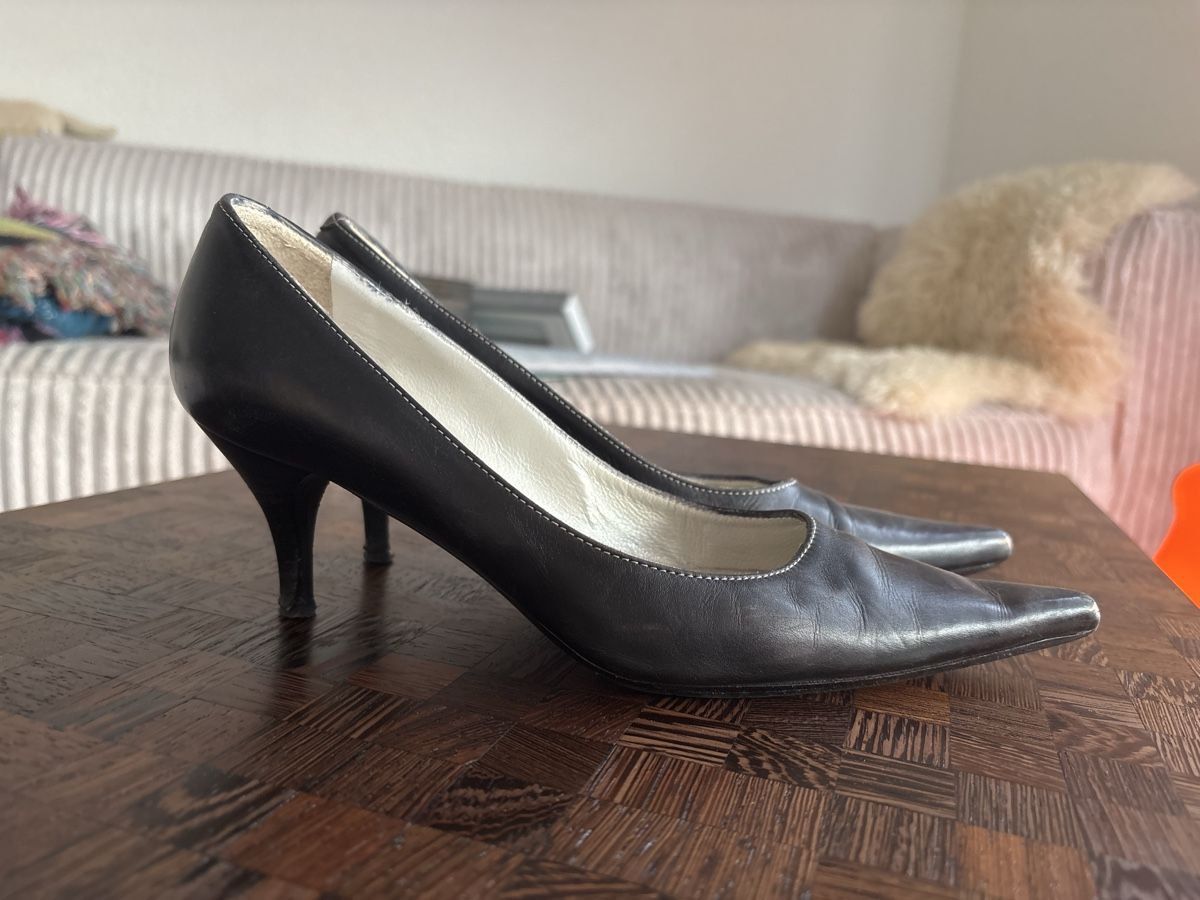 Navyboot Scarpe da donna: Navyboot Damen Pumps, Echtleder, Schwarz, Grösse 37 – Usato da Zürich venduto da haasmau