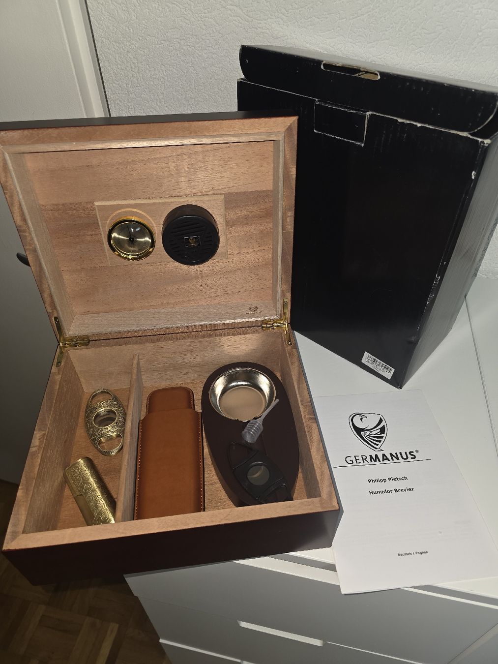 Humidore: Set Cave à cigares – Neu und originalverpackt aus Genève von ErikaGE 3