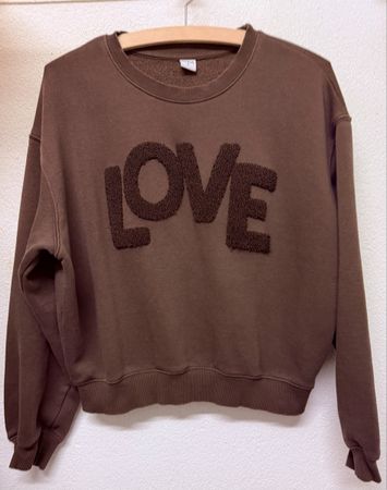 Trendiger LOVE Pullover von SODA, Grösse L, neuwertig!