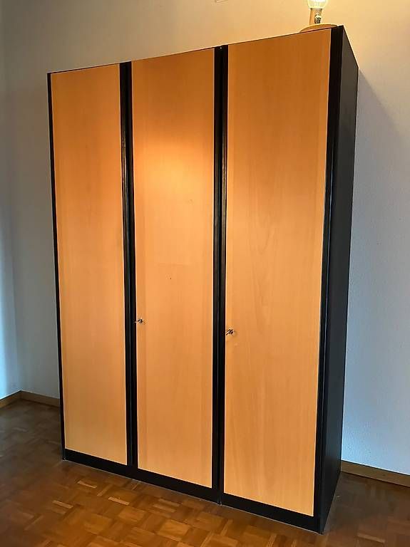 Schränke: Kleiderschrank  – Gebraucht aus Zürich von Ursli33 4