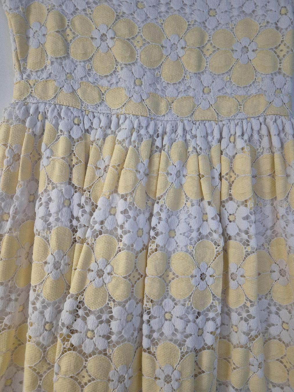 Vestiti & Gonne: Festkleid 110 – Usato da Weesen venduto da flying_kiwi 3
