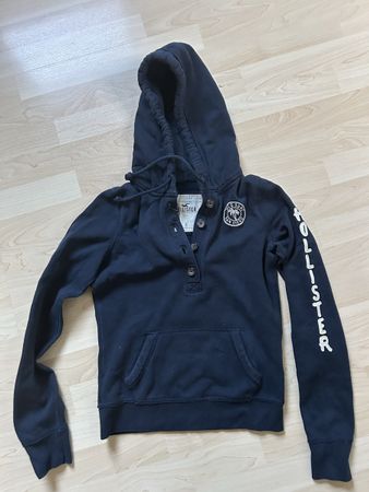 Hollister Hoodie
