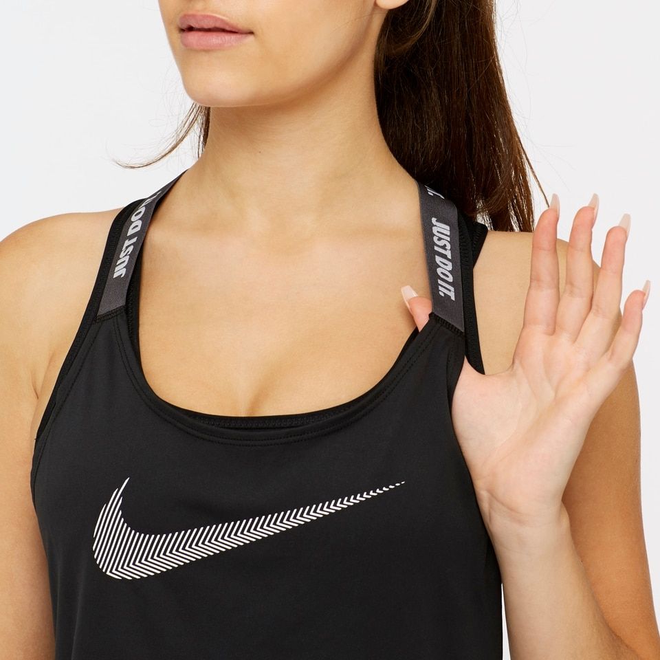 Nike Top: Nike Sport Top – Usato da Pieterlen venduto da Saemelili 5