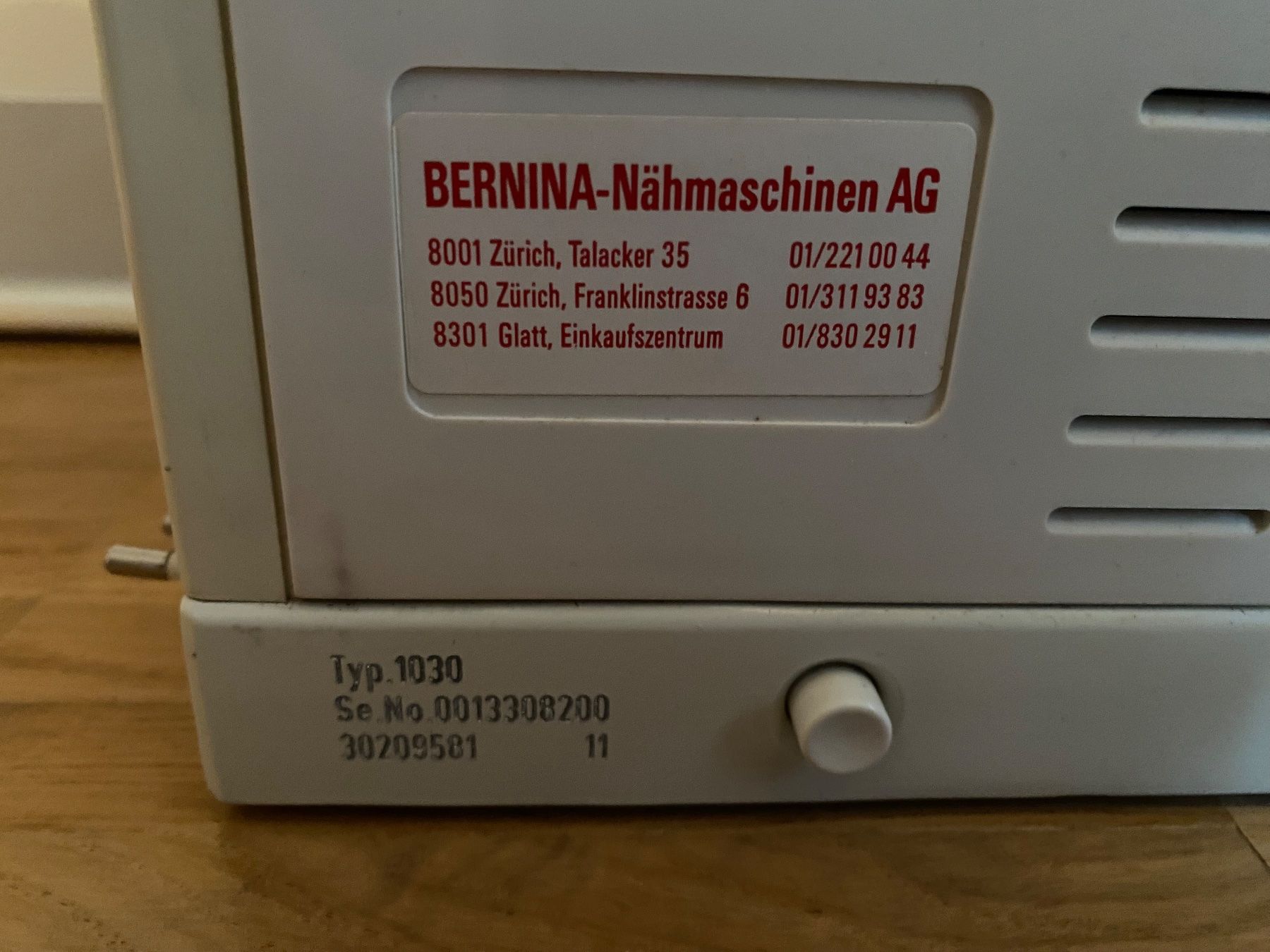 Bernina Macchine da cucire: Bernina 1030 - Nähmaschine – Usato da Rotkreuz venduto da mia_dc2r 7