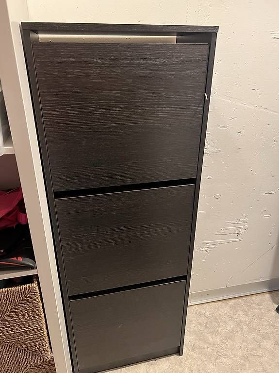 Ikea Armoires: Schuhschrank – D'occasion à Birmensdorf ZH par juhu11 1
