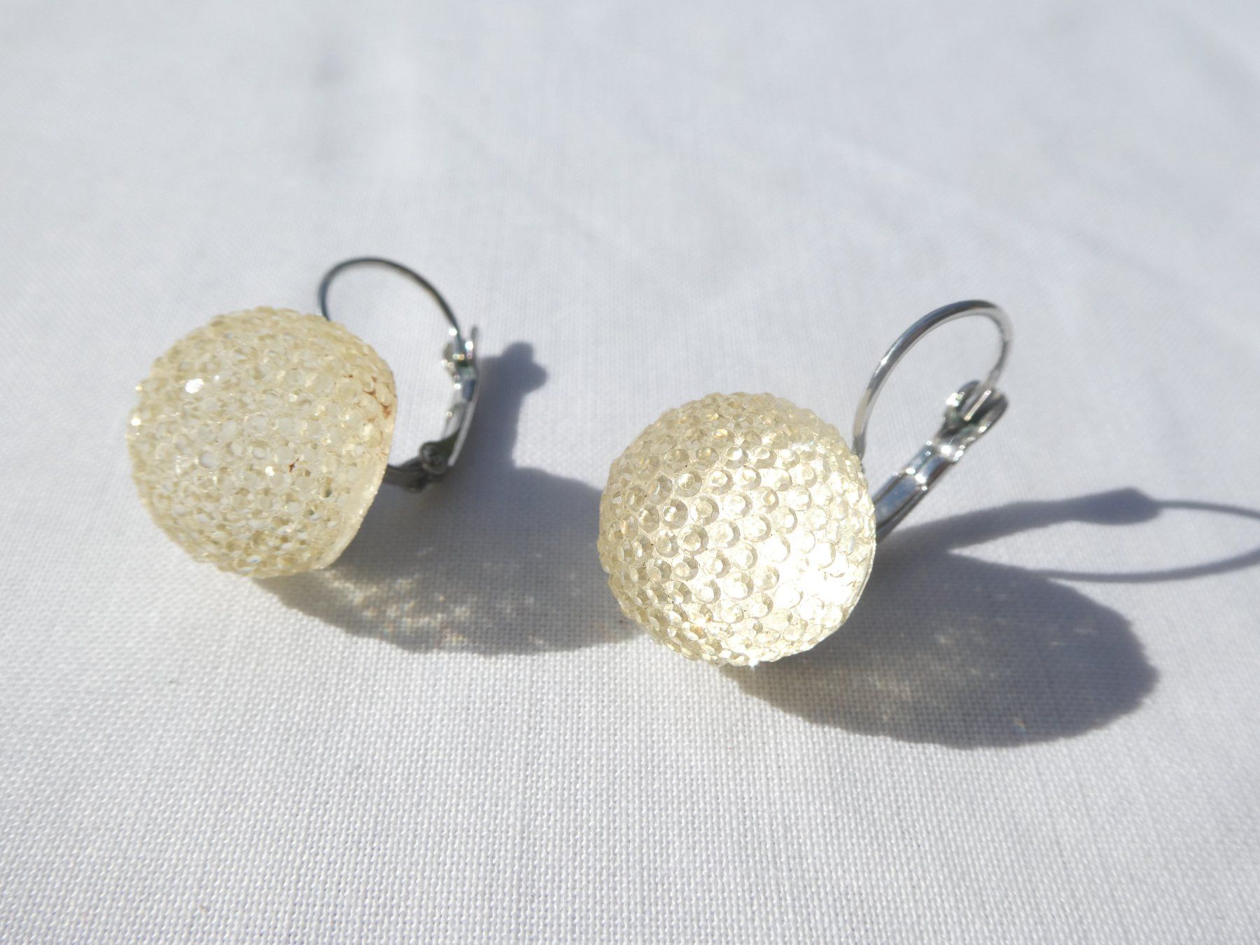 Boucles d'oreille: Ohrstecker mit Glas, Klappverschluss – D'occasion à Gattikon par kaandooh