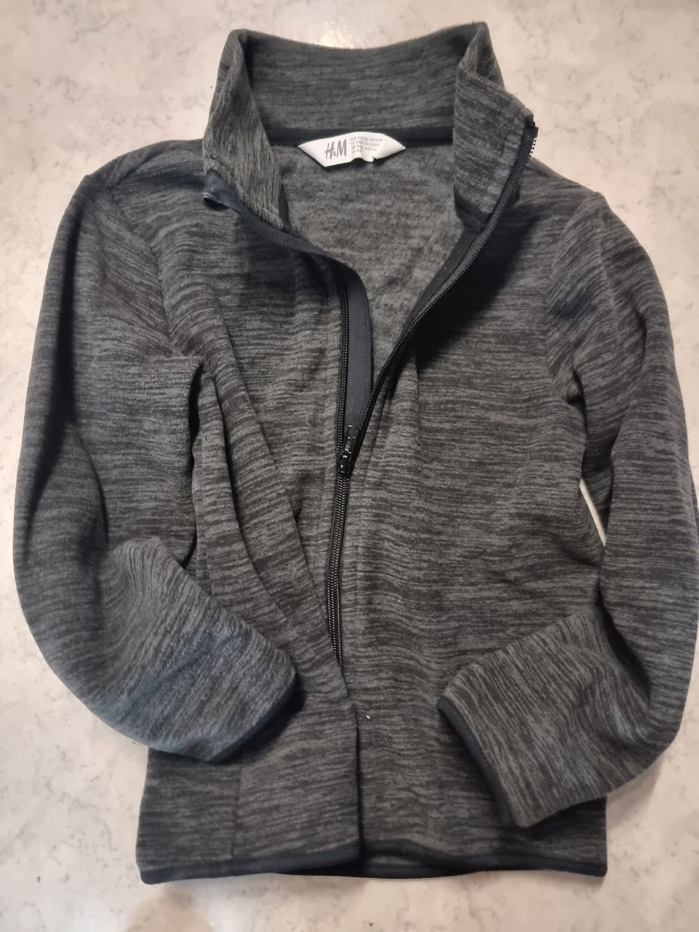 H&M Giacche & Cappotti: H&M Fleecejacke, 110/116 – Usato da Buttikon SZ venduto da Limo180