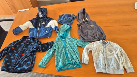 Lot de 5 magnifiques vestes de saison, taille 80-86
