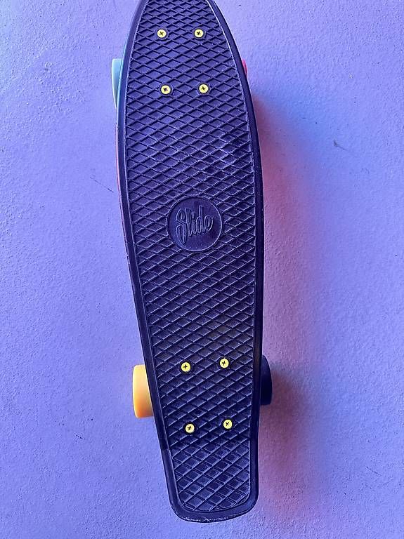 Skateboards: Skateboard Slide enfant – Gebraucht aus Belmont-Lausanne von zirak