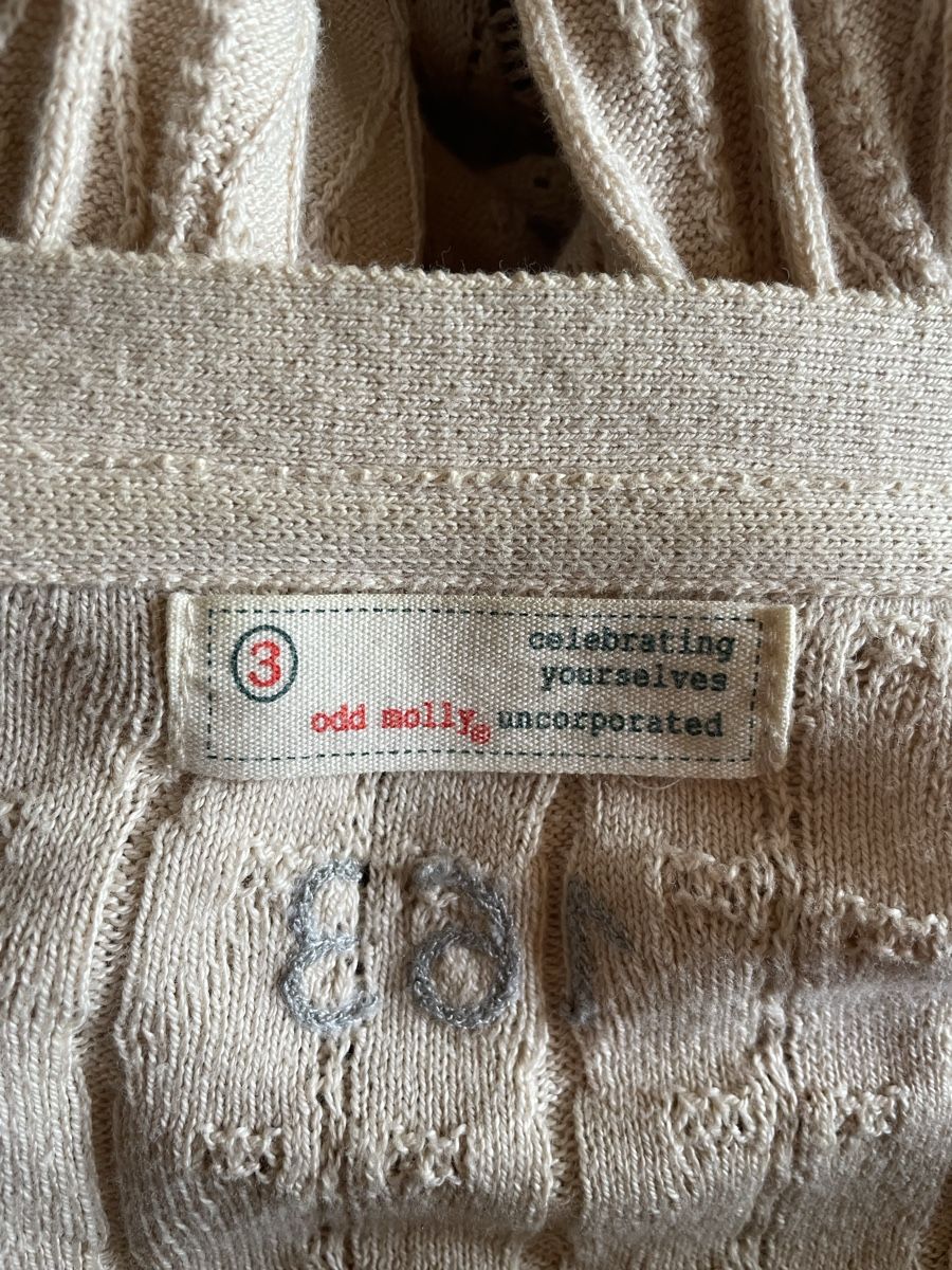 Odd Molly Giacche: Damen Strickjacke Grösse 3 beige Odd Molly – Usato da Oberwil BL venduto da another-day-of-sun 6