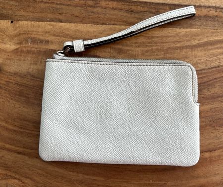 Stylish White Wristlet - Compact and Convenient!