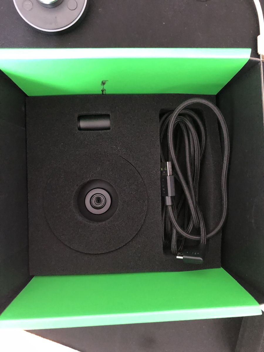 Razer Microfoni: Razer Seiren X. Gaming Microphone – Nuovo (secondo la descrizione) da Reconvilier venduto da oliver008 2