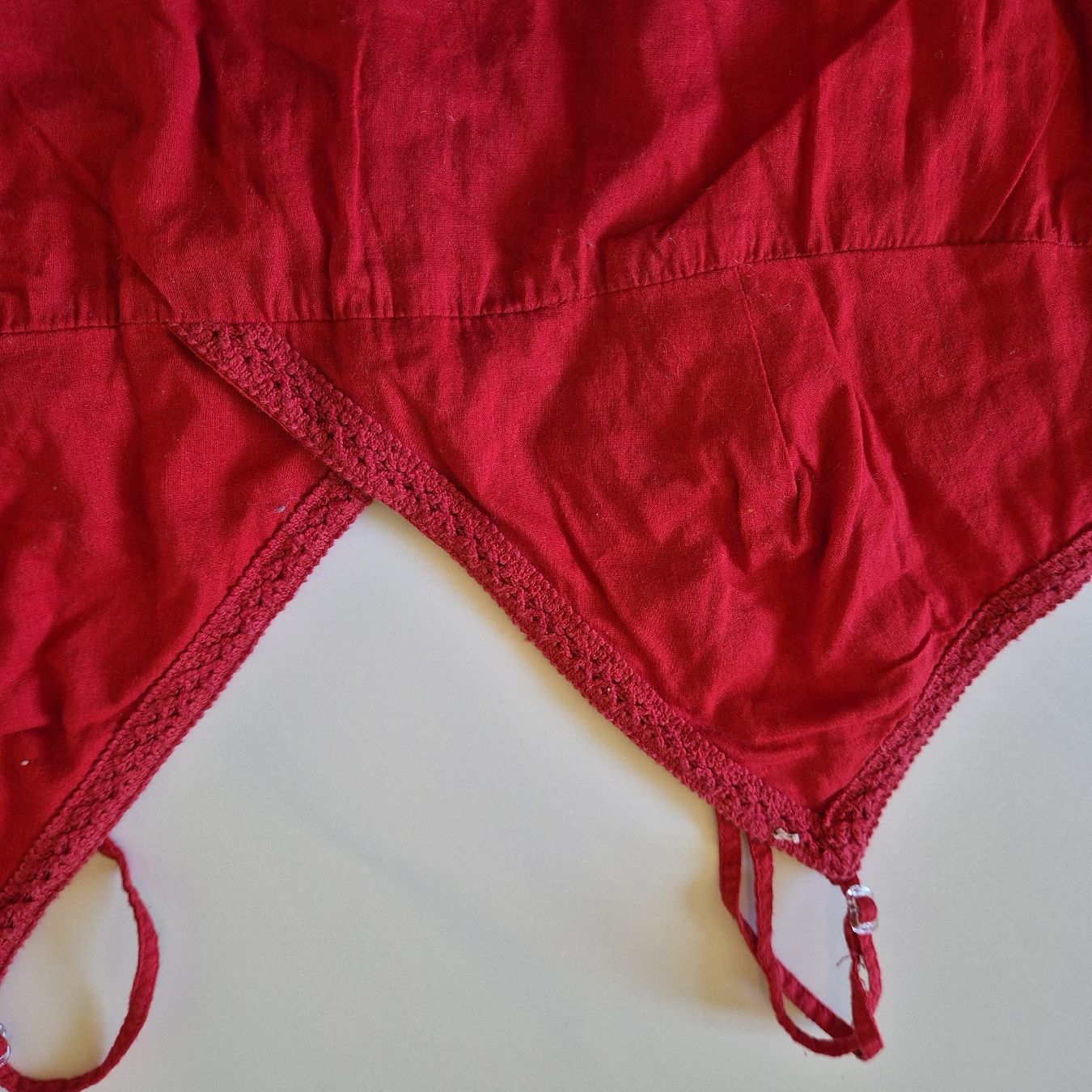 Top: top rouge  – Usato da Genthod venduto da Lenas9 1