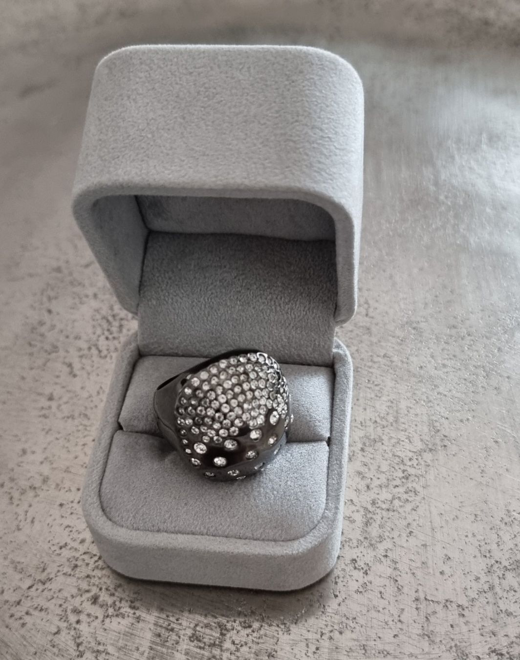 Swarovski Anelli: RING,versilbert,Swarovski Kristallen – Nuovo e nell'imballaggio originale da Frauenfeld venduto da Bleeddragon 1