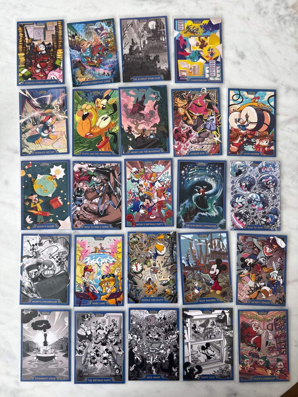 Panini Carte collezionabili: 24 verschiedene Panini Disney Anthology Karten – Usato da Bern venduto da bestdeal_bern