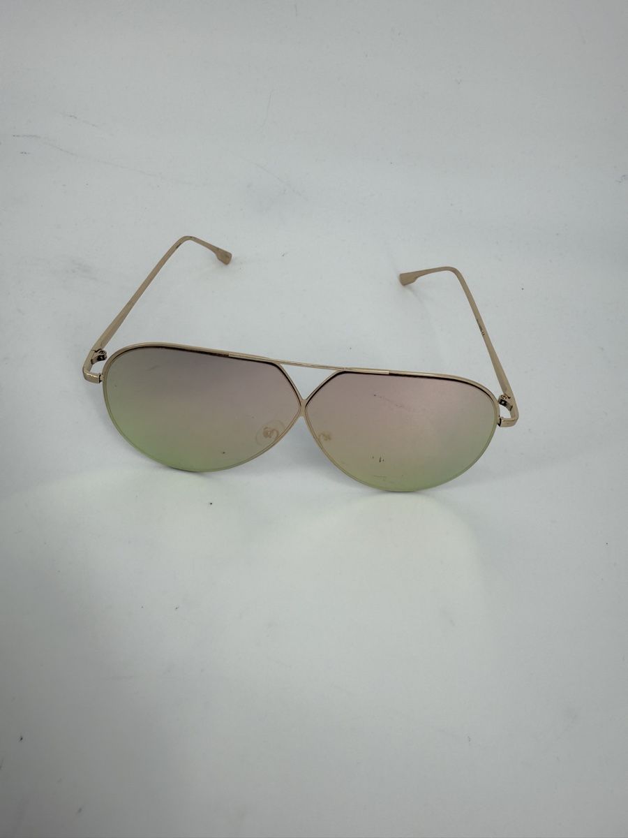 Lunettes & Verres: Damen Sonnenbrille goldfarben  – D'occasion à Auenstein par moin.
