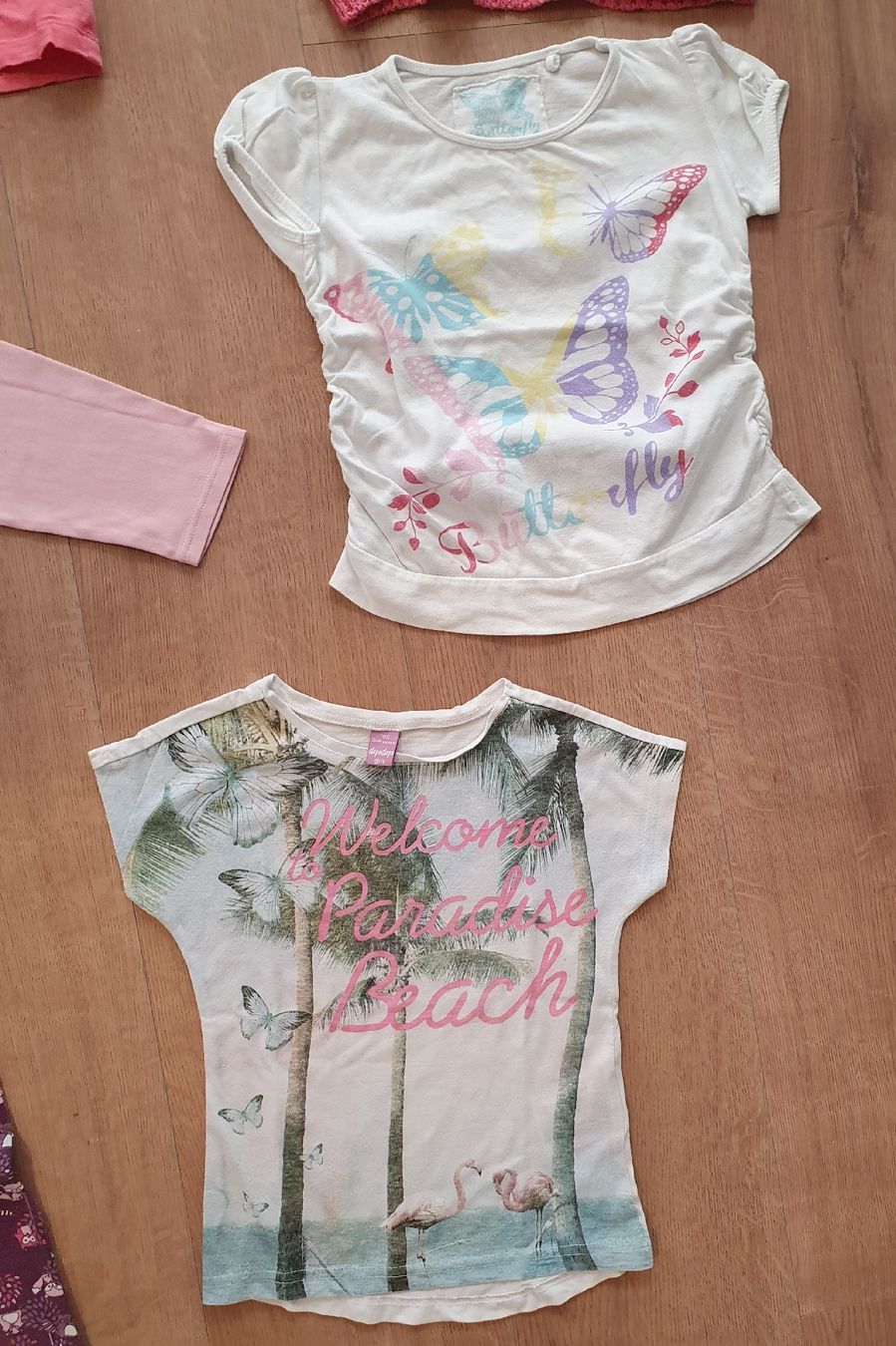 Lotti & Set di vestiti: Mädchen Kleiderpaket Gr 98/104 – Usato da Niederönz venduto da STI88 2